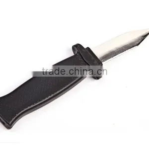 Plastic Retractable Novelty Disappearing Dagger Knife Blade thumbnail-2