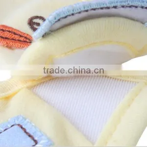 Wholesale Hot Selling Wholesale Terry Cloth Baby Bibs thumbnail-4