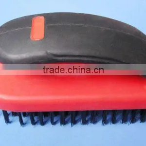 Plastic Brush thumbnail-1