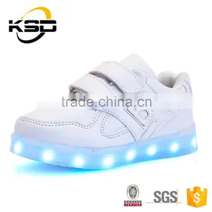 2016 The Latest Low MOQ Buckle Strap Child Shoe LED Light Up Kids Shoes thumbnail-1