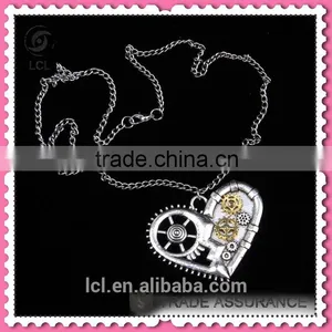 2015 Yiwu Fashion Imitation Jewelry Hot Sale Steampunk Necklace Gear Steam Heart Pendant Cameo Statement Necklace thumbnail-3