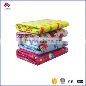 Printed Foldable Children Portable Picnic Blanket thumbnail-1