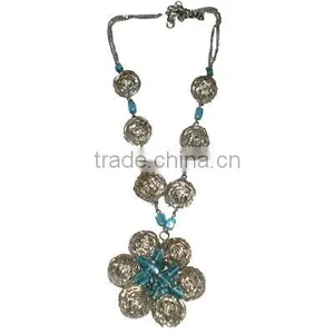Metal Necklace thumbnail-1