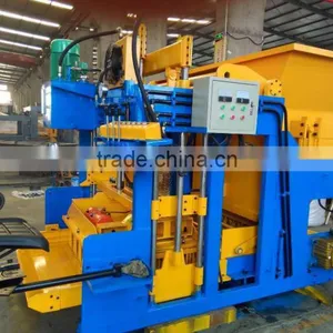 QT12-15 Mobile Concrete Block Machine / QMY12-15 Moving Style Eggs Laying Blocks Machine / Mobile Blocks Making Machine for Sale thumbnail-3