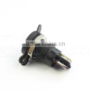 12V Auto Socket With Hexagonal Nut And Waterproof Merit Cover thumbnail-4