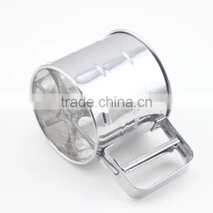One-Handed Stainless Steel Cup Flour And Icing Sugar Sifter thumbnail-3