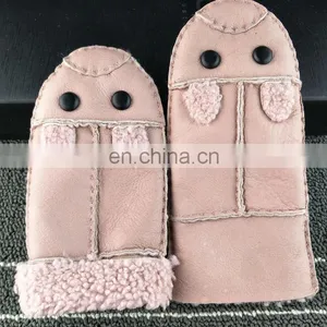 Manufacturer Wholesale Lovely Baby Lambskin Gloves Warm Mittens Fur Gloves thumbnail-5