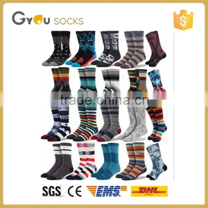 Various Kinds of Men Colorful High Quality Stripes Tube Socks thumbnail-1
