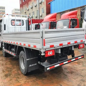 OEM Professional Foton AUMARK LHD or RHD Cummins 141hp Light Cargo Truck thumbnail-3