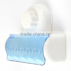 Hot Sale Wall Mount Vacuum Chuck Suction Cup Toothbrush Holders With Covers thumbnail-4