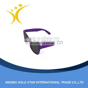 Wholesale Sport Colored Cheap Plastic Sunglass thumbnail-1