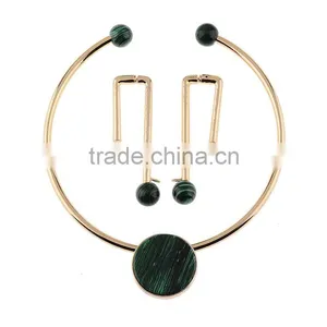 Fashionable Turquoise Jewelry Gold Choker Earrings Necklace Set thumbnail-4