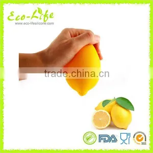 Soft Silicone Juicer, Fruit Lemon Kitchen Squeezer Tool, Juice Maker thumbnail-5