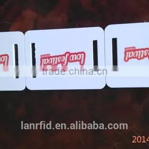 EM4200 Chip Nfc Smart Card With Two Punched Holes thumbnail-3