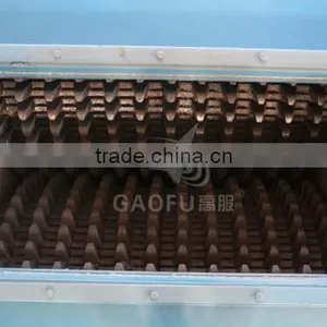 Double Tooth Roller Crusher Plate With High Wear Resistant Alloy Steel thumbnail-1