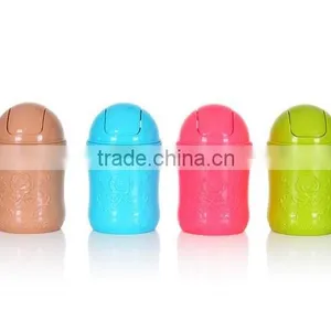 Plastic Desktop Mini Trash Bin Trash Can Used for Car Dustbin thumbnail-1