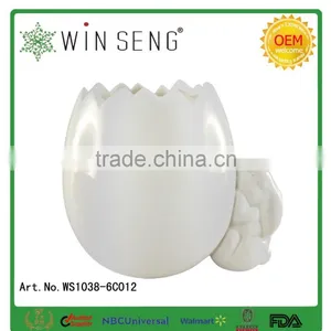 White Ceramic Rabbit Design Decorative Ashtray thumbnail-1
