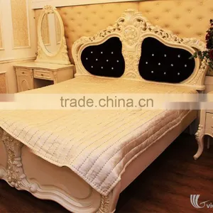 Hand Embroidered Blanket 100% Handmade in Vietnam With Eye-catching Colour and Design thumbnail-1