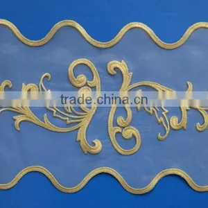 Modern Embroidery Fashion Wholesale Dubai Design Cotton Gold Table Cloth thumbnail-1