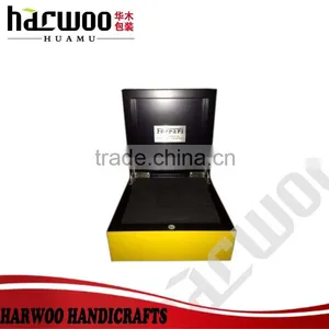 Yellow Varnish Wooden Signgle Watch Box,hard Wood Watch Display Case,custom Wooden Watch Packaging With Free Logo Printing thumbnail-1