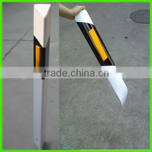 Highway Flexible Post Reflector thumbnail-1