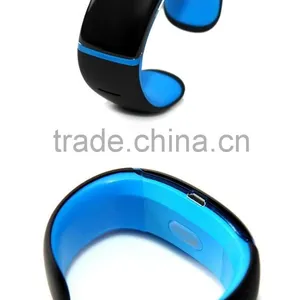 Flashing LED Light Smart Bracelet, New Model Smart Wristband With Stock, Bluetooth Bracelet With Customize Logo for Big Orders thumbnail-5