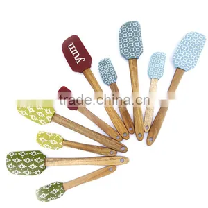 New Product Wood Handle Silcone Spatula thumbnail-1