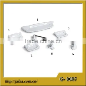 G007 Nice Bathroom Accessory Set thumbnail-1