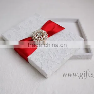 Luxury Handmade Wedding Invitation Card Box With Rhinestone thumbnail-1