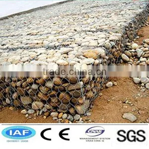 High Quality Anping Hexagonal Mesh Fence Factory(ISO9001) thumbnail-1