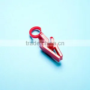 Small Plastic Black Curtain Clip Rings thumbnail-4