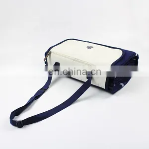 High Quality Outdoor Portable Moving Waterproof Picknick Blanket thumbnail-6