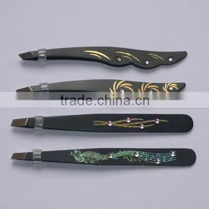 Eyebrow Tweezer thumbnail-1