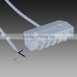 3 PIN RGB Led Connector High Lumen Interconnecting / Connecting Cable t5 / t8 Led Tube Light Connector thumbnail-3