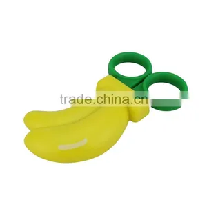 Cartoon Banana Student Scissors thumbnail-2