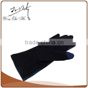 Checkered Pattern Cheap Winter Gloves For Screen Touch thumbnail-2
