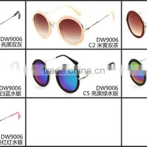 YWGX Past FDA CE UV400 Test Reminiscent Colorful Pattern Best Round Classic Sunglasses thumbnail-6
