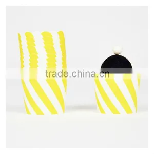 Yellow Diagonal Stripe Standard Baking Cups Cupcake Liners Muffin Cups Paper Cupcake Cups Liners Cupcake Cases thumbnail-1
