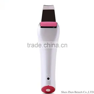 High Quality Rechargeable Ultrasonic Skin Scrubber thumbnail-5