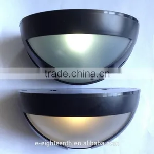 Cheap Oem Solar Powered Power 2 LED Garden Street Light thumbnail-2