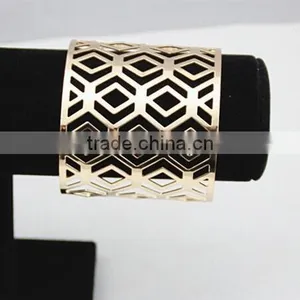 Europe Polygon Punk Style Hollow Jewelry Bangles With Factory Price thumbnail-6