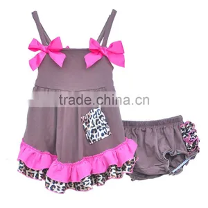 2016 Fashion Wholesale Clothes Baby Girls Lace Trimmings Boutique Outfits Sleeveless Bow Cotton Romper Sets thumbnail-1