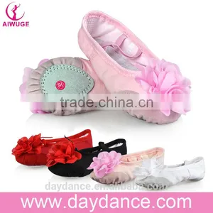 Big Flower Design Children Girls Soft Sole Ballet Shoes Canvas Ballet Dance Shoes For Kids thumbnail-1