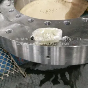 010.35.559 Four Point Contact Ball Slewing Bearing Without Teeth 431.8x695.452x90.932mm thumbnail-2
