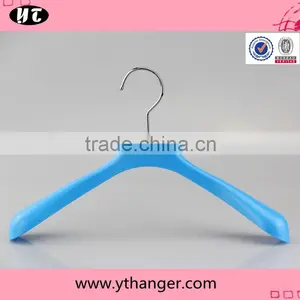 Colorful Childern Plastic Hanger With Cheap Price for Kids thumbnail-2