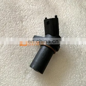 Made In China SINOTRUK SITRAK MAN MC11/MC13 Motor Accessories 200V27120-7038 Rotational Speed Sensor thumbnail-3
