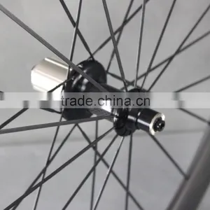2016 ICAN BIKE High Quality 700C 50mm Clincher Tubeless Ready Carbon Bicycle Wheels Road Bike Wheel With R36 Carbon Hub 50C thumbnail-2