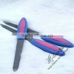 Metal Nail File With Plastic Handle thumbnail-1