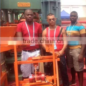 QMR2-45 Mobile Brick Making Machine Concrete Hollow Block Molding Machine for Small Scale Business thumbnail-6