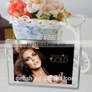 4x6 Acrylic Magnetic Photo Frame thumbnail-2